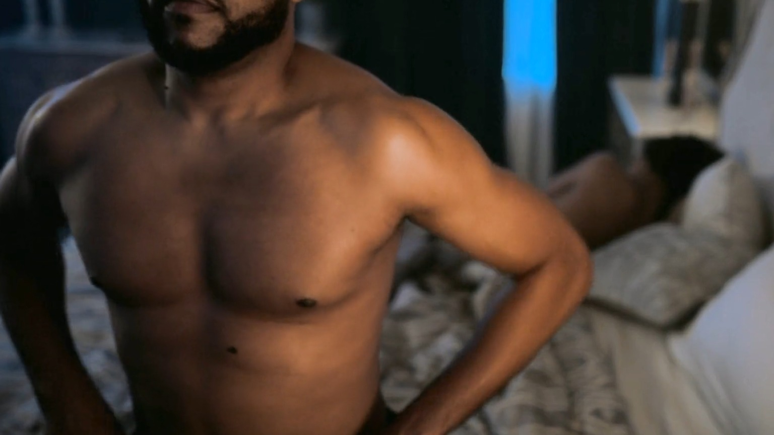 Sexiest Maurice Alpharicio Scene in Fighting to Be Me: The Dwen Curry Story. Shirtless, butt, sexy. 81169