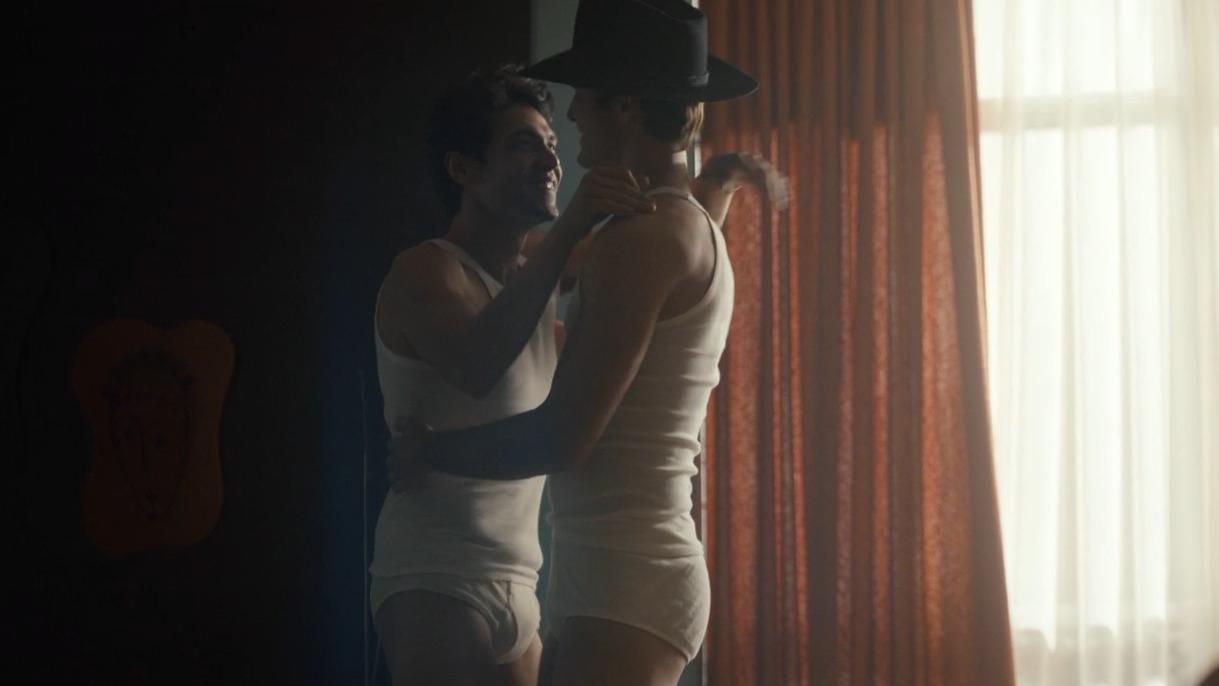 Sexiest Jacob Elordi Scene in On Swift Horses. Bulge, Gay, Underwear, butt, shirtless. 81703