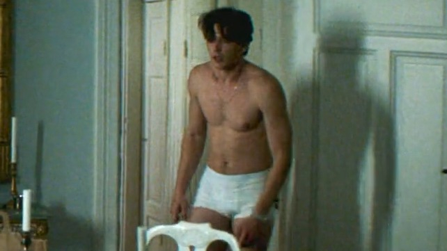 Hottest Simon Lööf Scene in An Honest Life. Sexy, Shirtless, Underwear, Bulge, butt, penis. 82118