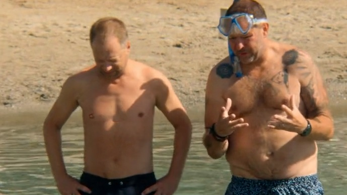 Sexiest Maciej Stuhr Scene in Planet Single: Greek Adventure. Shirtless, Bathing Suit, sexy, straight. 82267