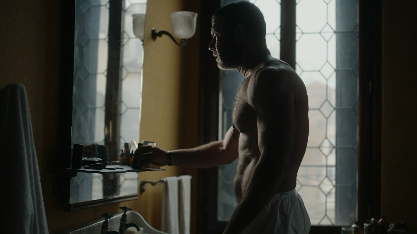 Sexiest Liev Schreiber Scene in Across the River and into the Trees. Shirtless, Underwear. 82459