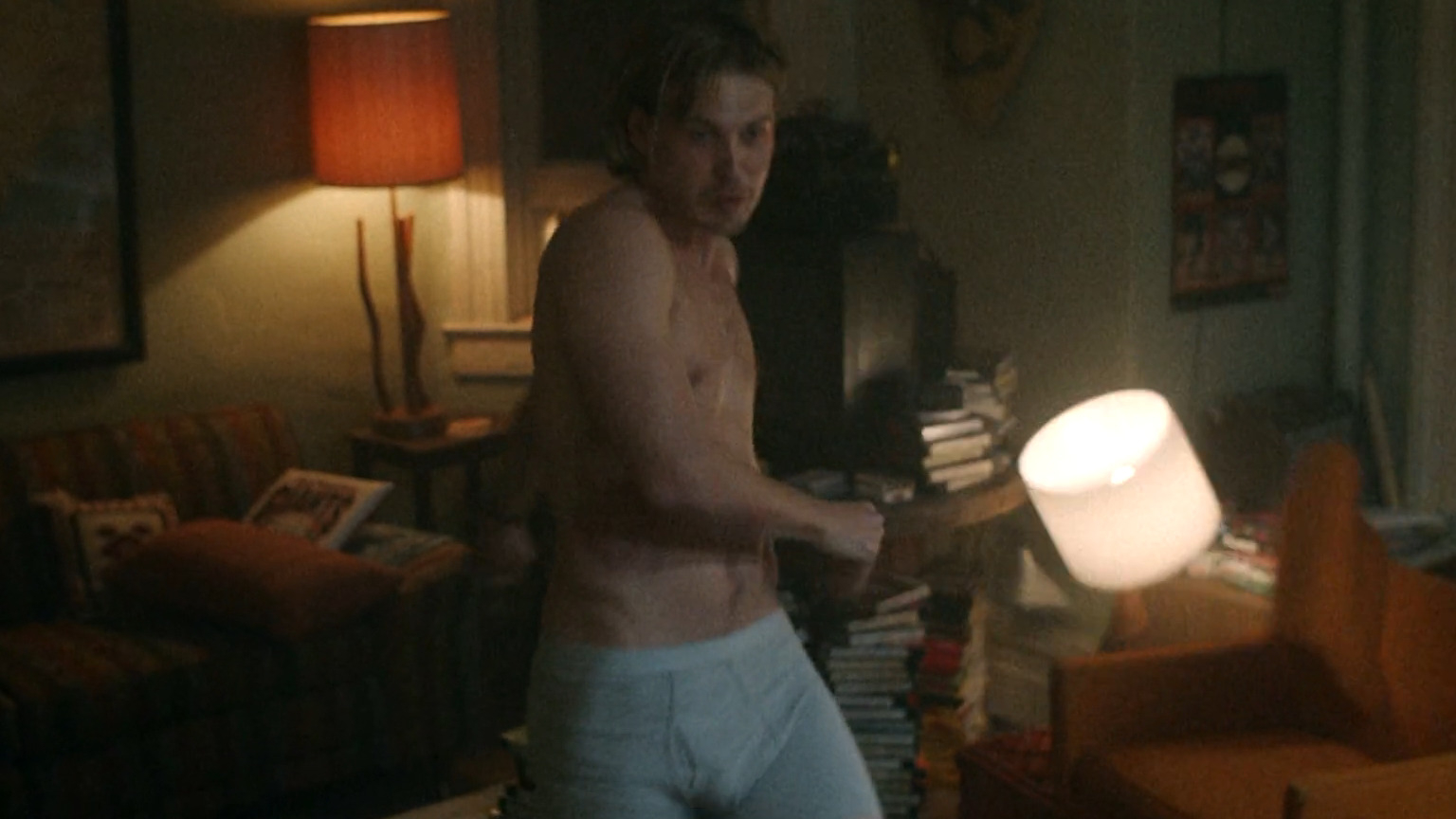 Hottest Austin Butler Scene in Caught Stealing. Bulge, Shirtless, Underwear, sexy. 82466