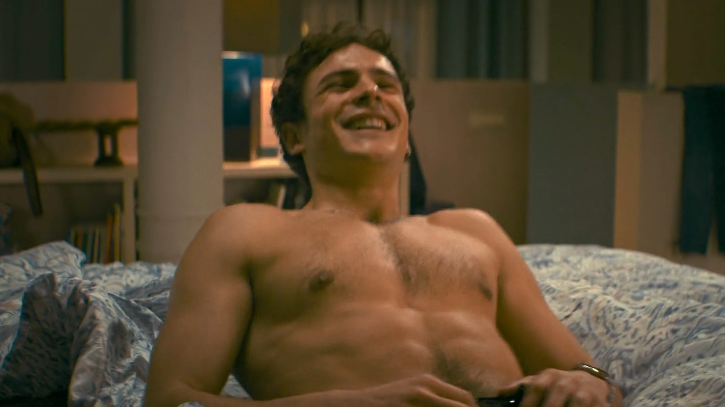 Hottest Antoine Simony Scene in Culte - 2Be3. Sexy, Shirtless, bathing suit, bulge. 82646