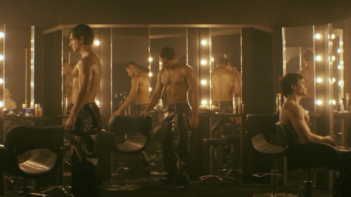 Sexiest Namory Bakayoko Scene in Culte - 2Be3. Shirtless, bathing suit, bulge. 82639