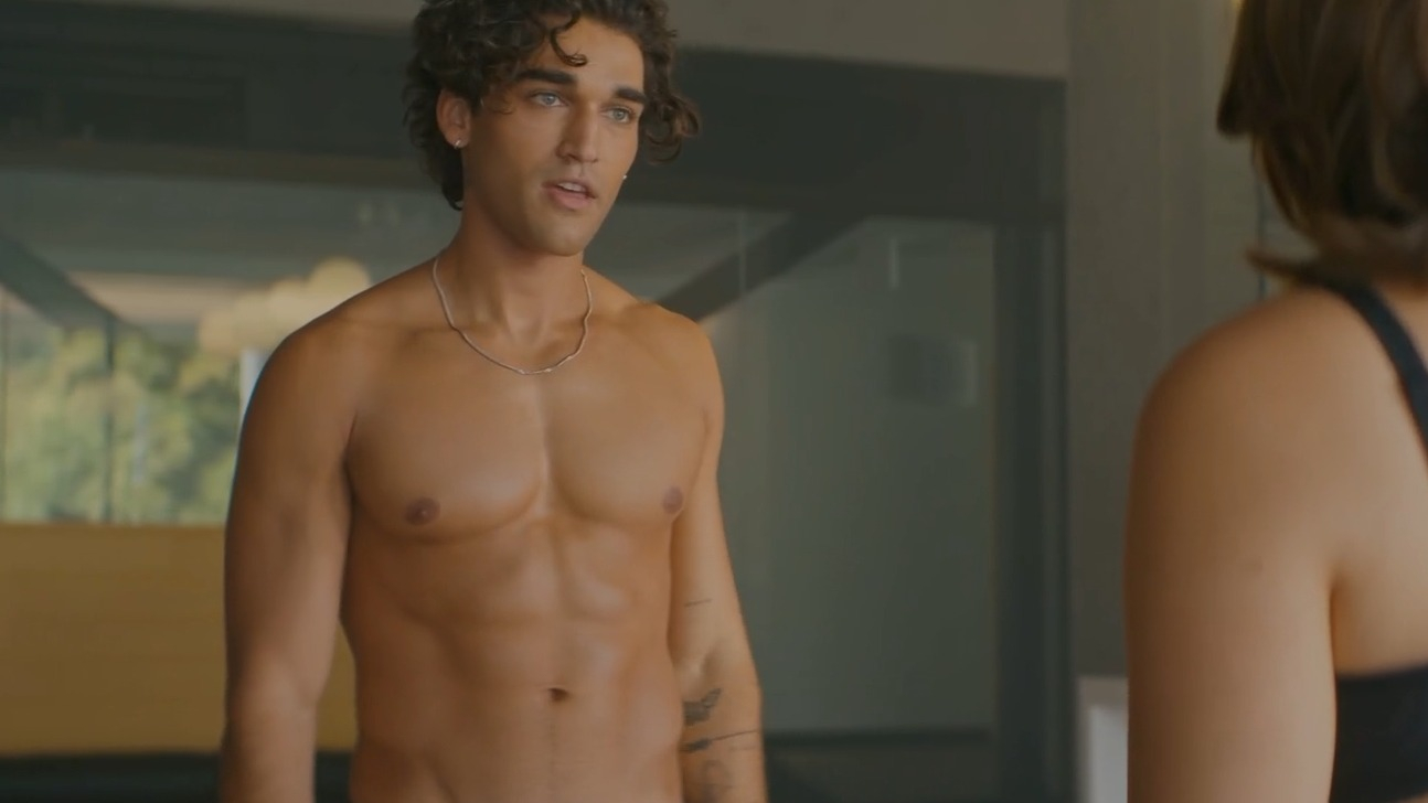 Sexiest Scenes of Justin Kohl from Off Campus. Shirtless, Straight. 83873