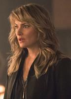 Mädchen Amick Bikini Breasts 224322