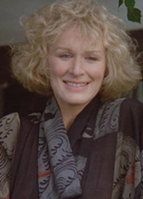 Glenn Close Breasts Bush 287119