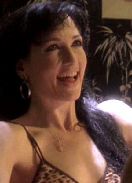 Sexy Bebe Neuwirth 230304