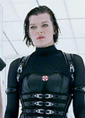 Milla Jovovich Model Childhood Star Bikini Breasts 222075