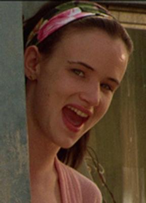 Juliette Lewis Bikini Breasts 217311