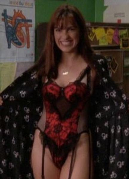 Mariska Hargitay Nude Photos 217365