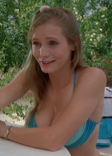 Kimberly McArthur Nude 270948