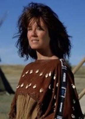 Mary McDonnell Body Double Butt 291155