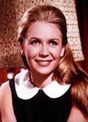 Juliet Mills Childhood Star Breasts Bush 1107