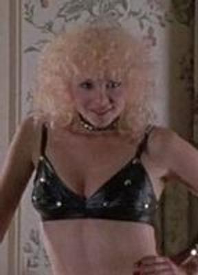 Shelley Taylor Morgan Bikini Breasts 220674