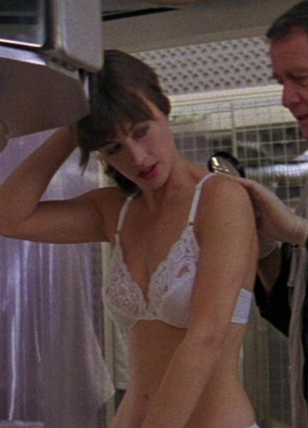 Amanda Pays Naked 230850