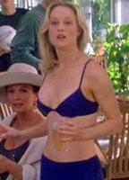 Teri Polo Bikini Breasts 228531