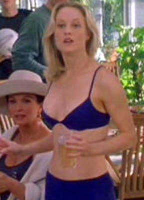 Teri Polo Bikini Breasts 228531