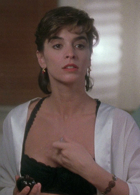 Annabella Sciorra