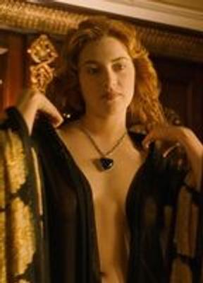 Kate Winslet Bikini Breasts 217827