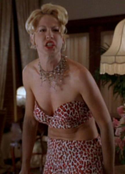 Jenna Elfman Sexy Photos 217869