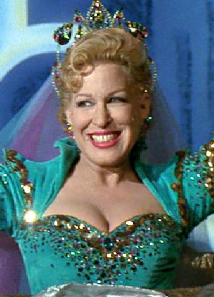 Sexy Bette Midler 226656