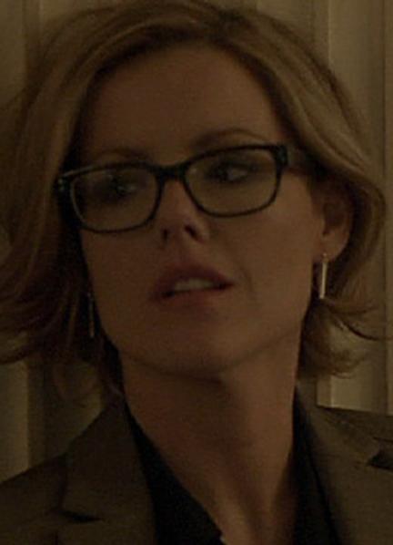 Kathleen Robertson Nude Photos 224601