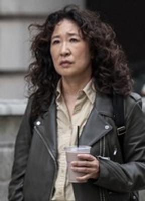 Sandra Oh Bikini Breasts 291348