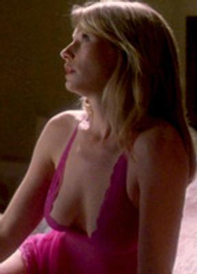 Meredith Monroe Bikini Breasts 231984