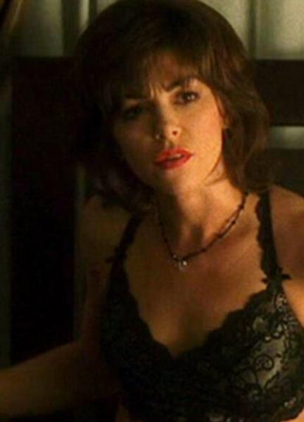Amy Pietz Nude Scenes 227883