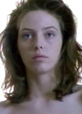 Tonya Kinzinger Nude Scenes 241035
