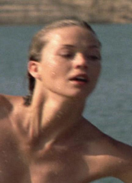 Aurélie Meriel Naked 255354