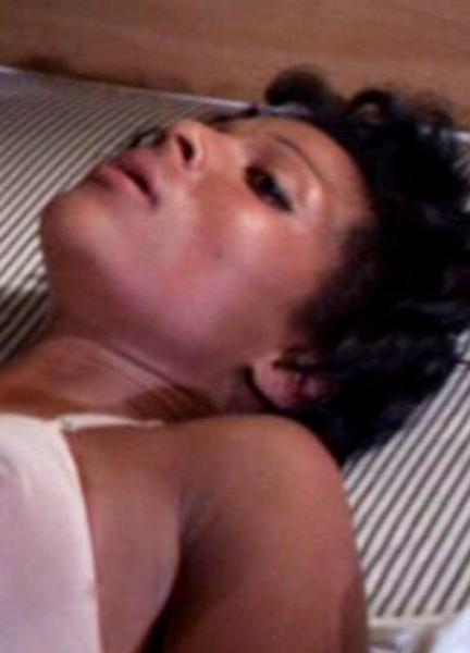 Kim Hamilton Sexy Photos 258309