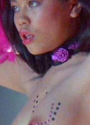 Thuy An Luu Breasts 288446