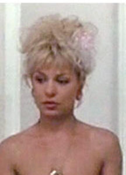 Isabelle Mergault Nude Photos 37545