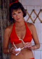 Jessica Walter Bikini Breasts 229620