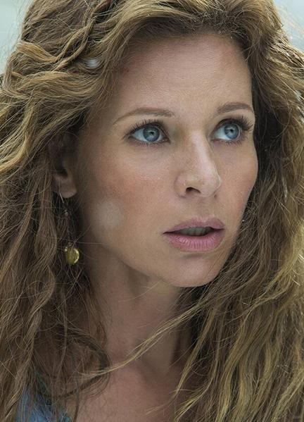 Jessalyn Gilsig Hot Scenes 220146