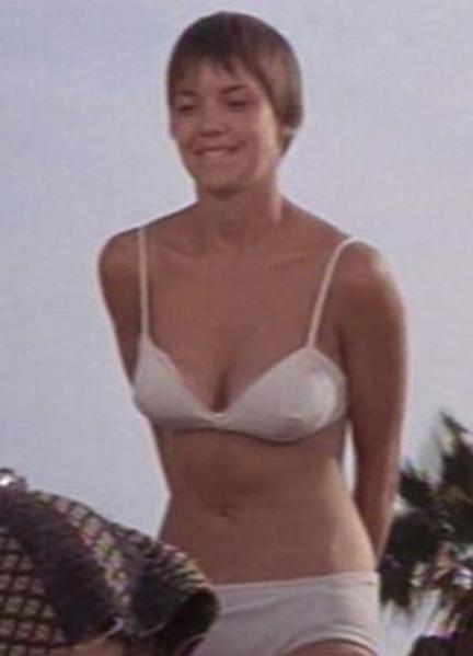 Elizabeth James Nude Scenes 245619