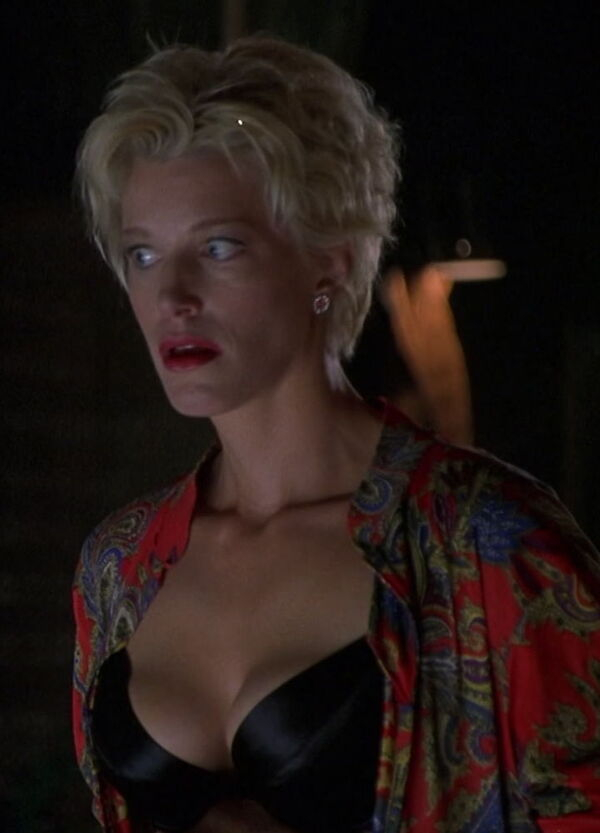 Anna Gunn Nude Scenes 293259