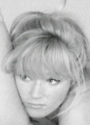 Lilith Ungerer Breasts Bush 287998