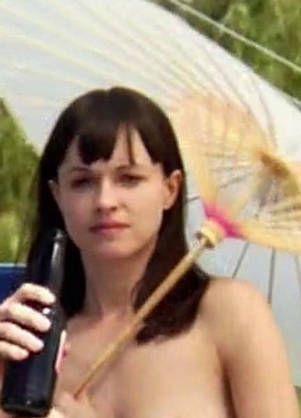 Susan May Pratt Nude Scenes 245307