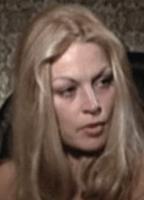 Karen Carlson Bikini Breasts 245766