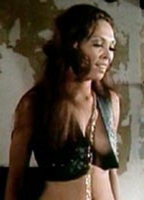 Beni Cardoso Breasts Bush 22152