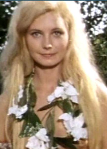 Catherine Schell Nude 230904