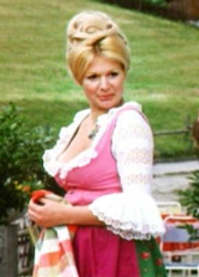 Dorothea Rau Breasts Bush 25805