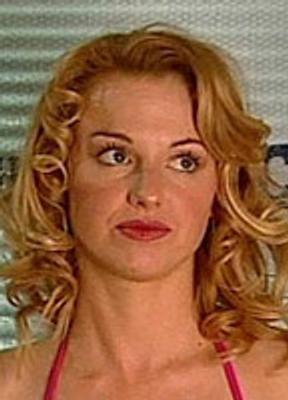 Sarah Manners Bikini Breasts 288551