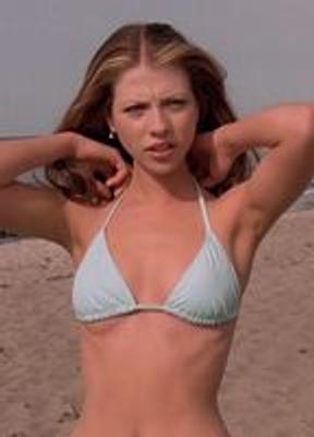 Michelle Trachtenberg Bikini Butt 217692