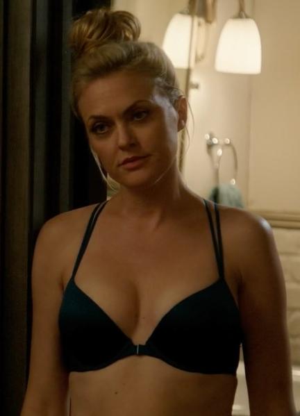 Elaine Hendrix Nude 231888