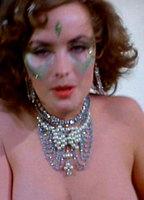 Bonnie Large Breasts 242211