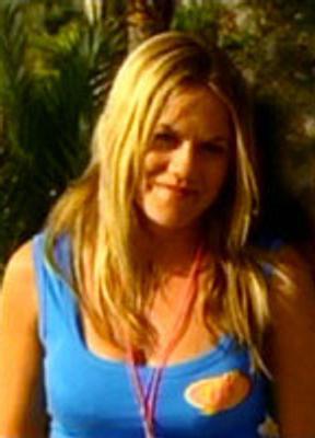 Lorna Pegler Bikini Breasts 29719